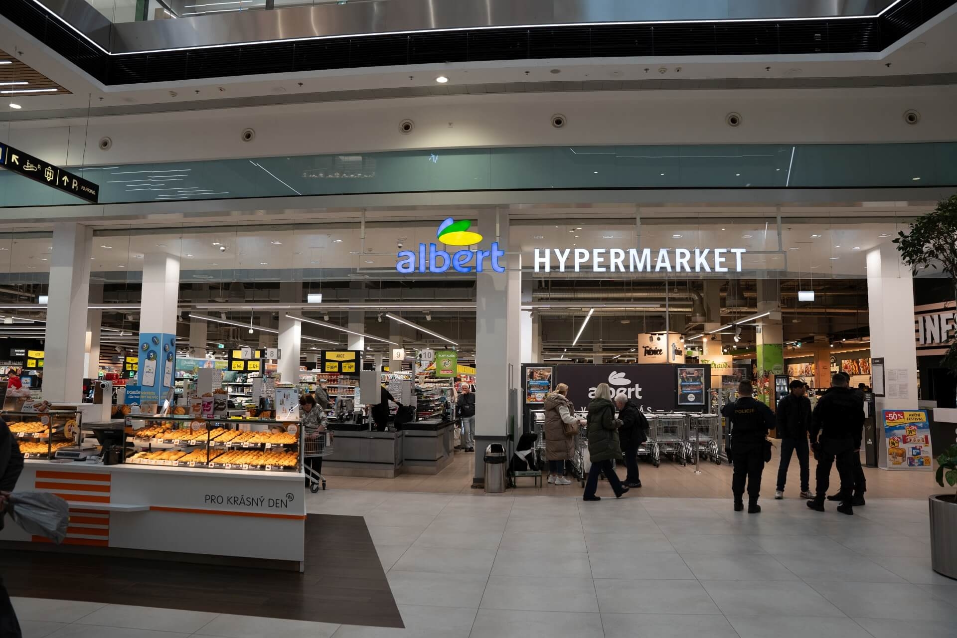 Albert hypermarket