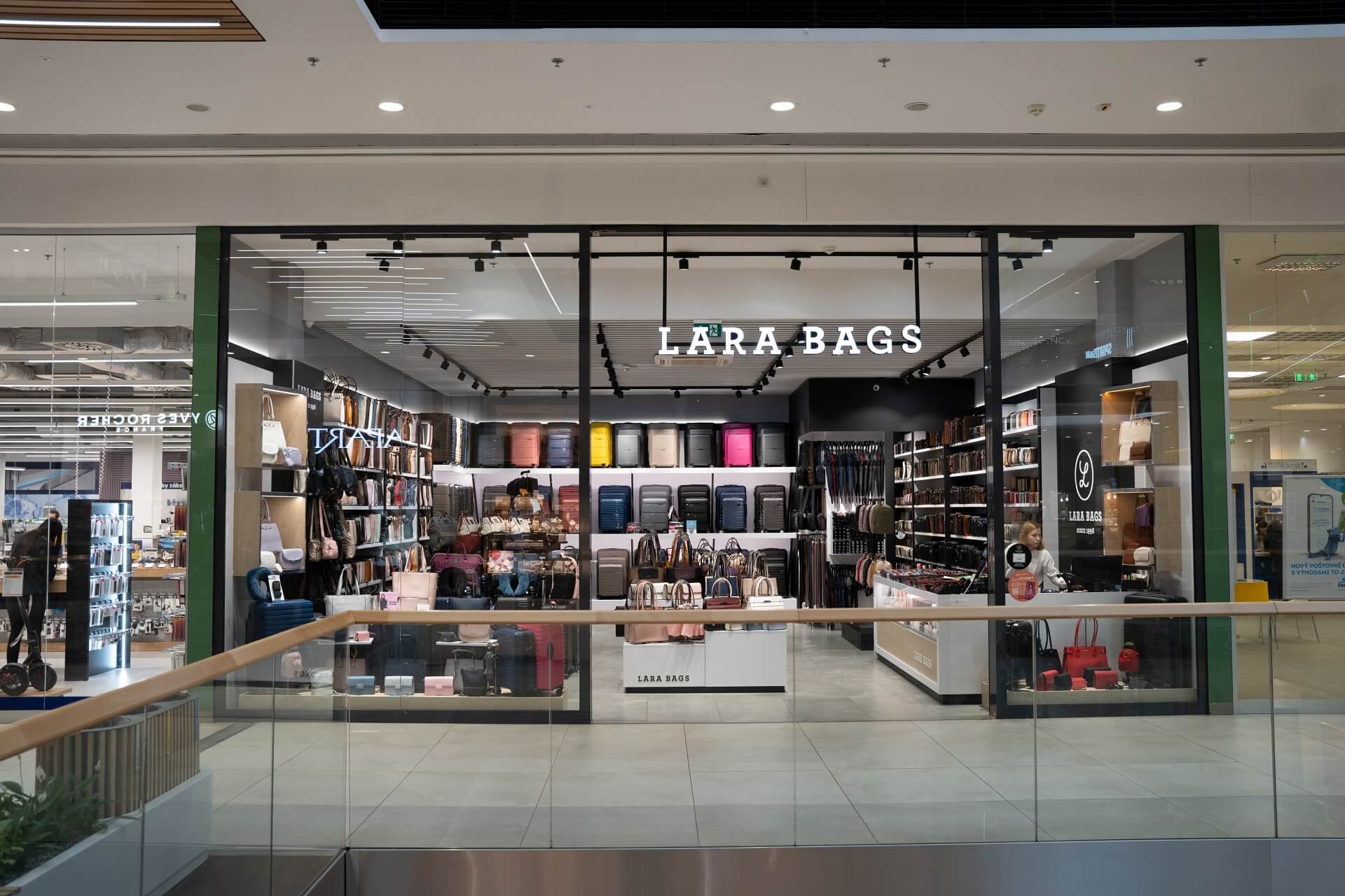 LARA BAGS