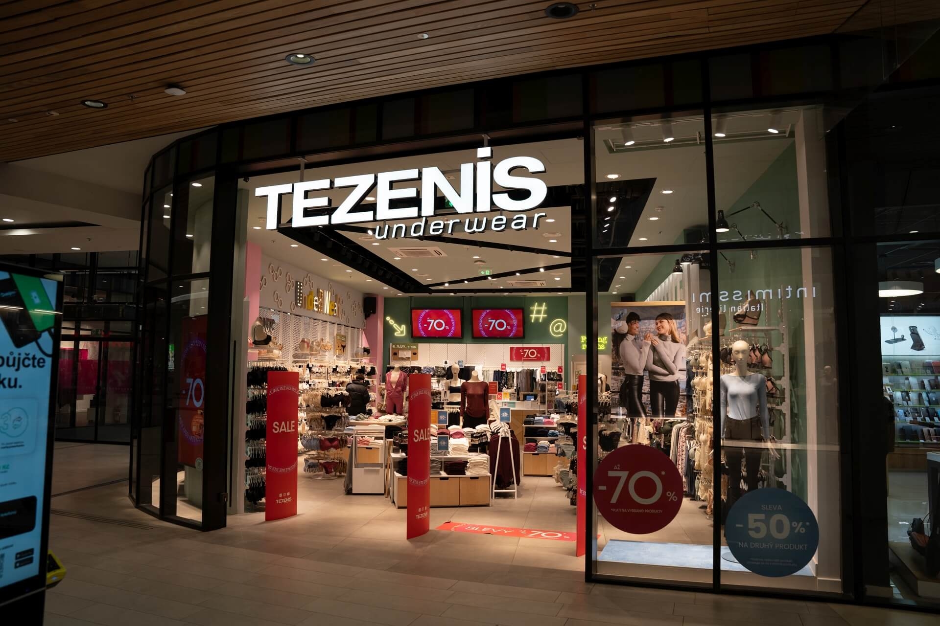 TEZENIS