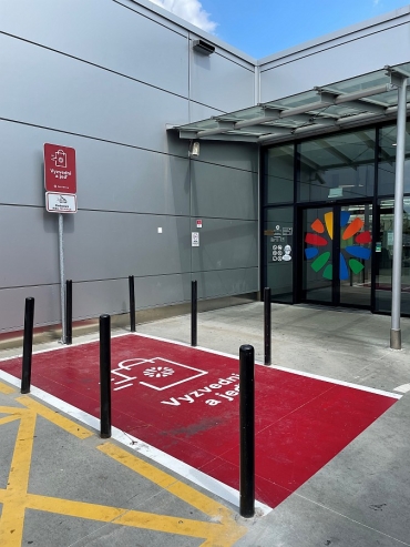 Parkovací místa 'Vyzvedni a jeď'